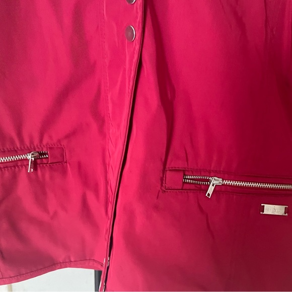 Burgundy, Abercrombie & Fitch Jacket with hood and women’s size small. - Picture 2 of 4